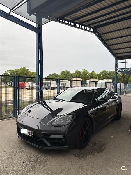 Usado Porsche Panamera Turbo 520 CV (382 kW) 2017 Negro Berlina