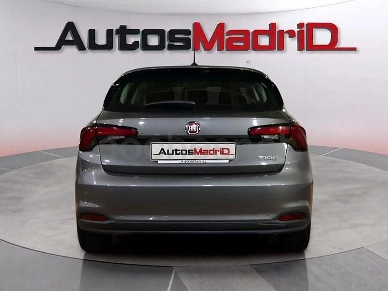 Usado Fiat Tipo Lounge 120 CV (88 kW) 2018 Marrón Berlina