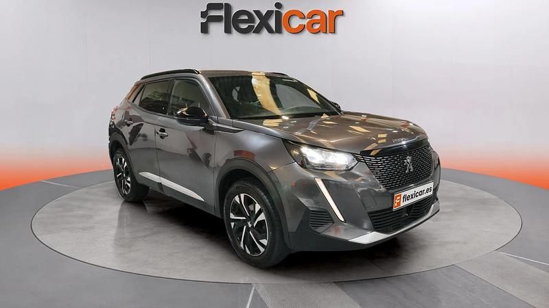 Usado Peugeot 2008 Allure 101 CV (74 kW) 2023 Gris SUV
