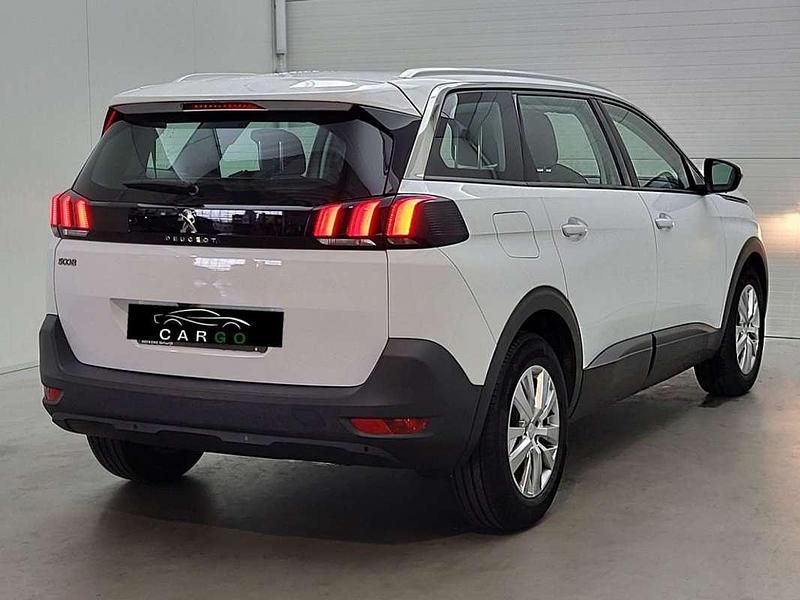Usado Peugeot 5008 Active 131 CV (96 kW) 2020 Blanco SUV