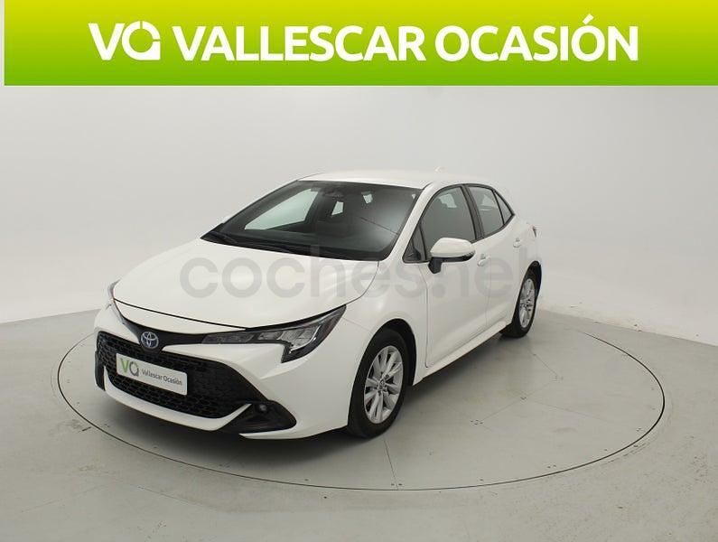 Usado Toyota Corolla Active 140 CV (102 kW) 2024 Blanco Berlina