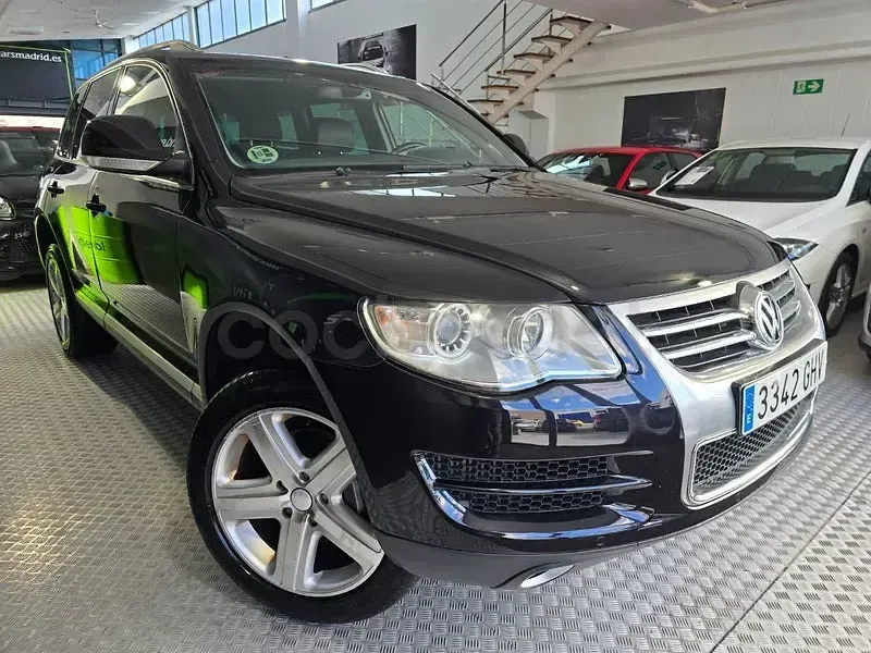 Usado VW Touareg 240 CV (176 kW) 2008 Negro SUV
