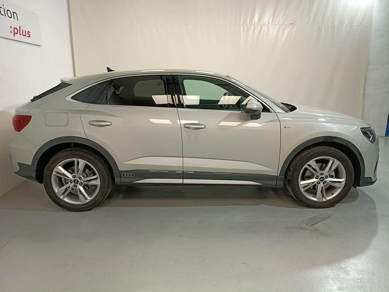Usado Audi Q3 S-Line 150 CV (110 kW) 2021 Gris SUV