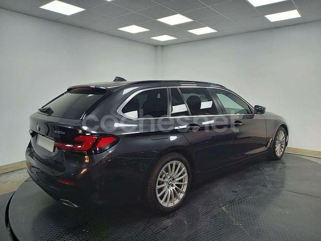 Usado BMW 530e 292 CV (214 kW) 2021 Gris / plata Familiar