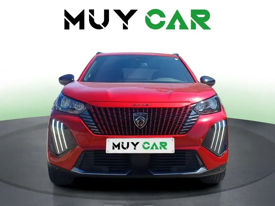 Usado Peugeot 2008 Allure 102 CV (75 kW) 2023 Rojo SUV