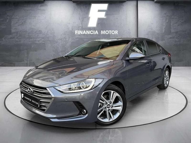 Usado Hyundai Elantra 128 CV (94 kW) 2017 Gris Berlina