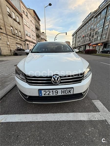 Begagnad VW Passat Edition 105 HK (77 kW) 2011 Vit Sedan