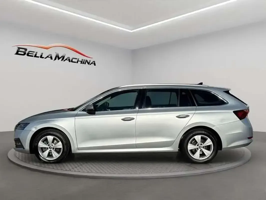 Occasion Skoda Octavia Ambition 150 PK (110 kW) 2022 Grijs Stationwagen