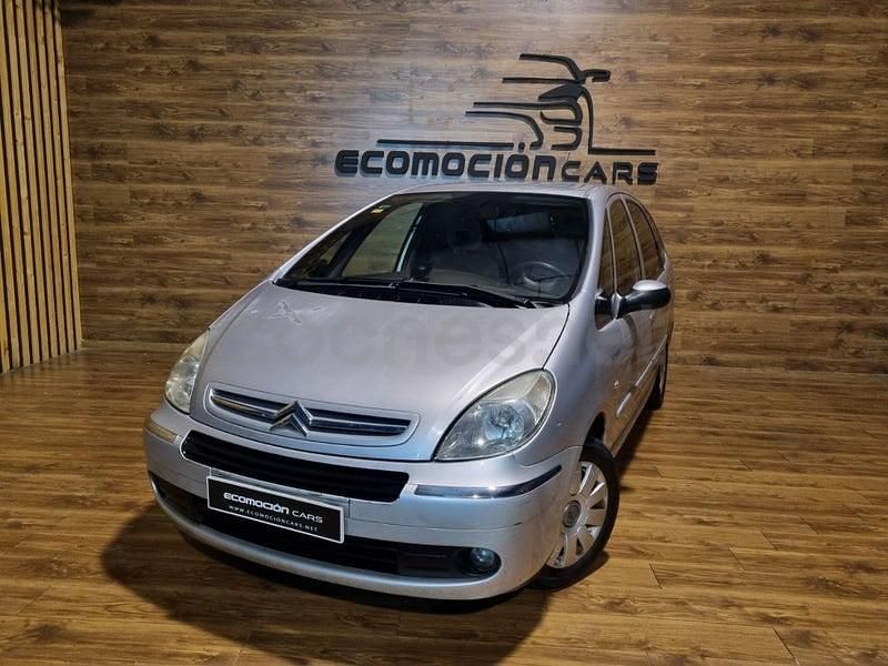 Gris / plata Usado 2007 Citroën Xsara Picasso Exclusive Monovolumen | 1990 € (Precio justo) - Imagen 1/4