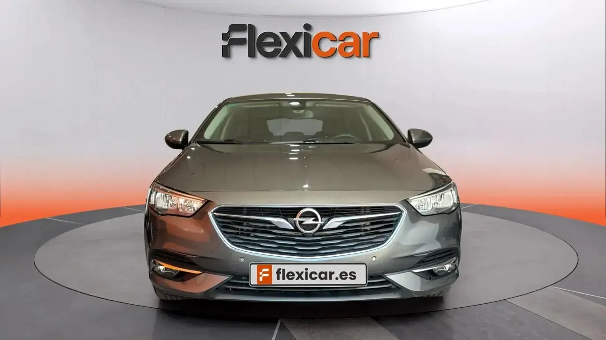 Usado Opel Insignia Excellence 140 CV (102 kW) 2018 Gris Berlina