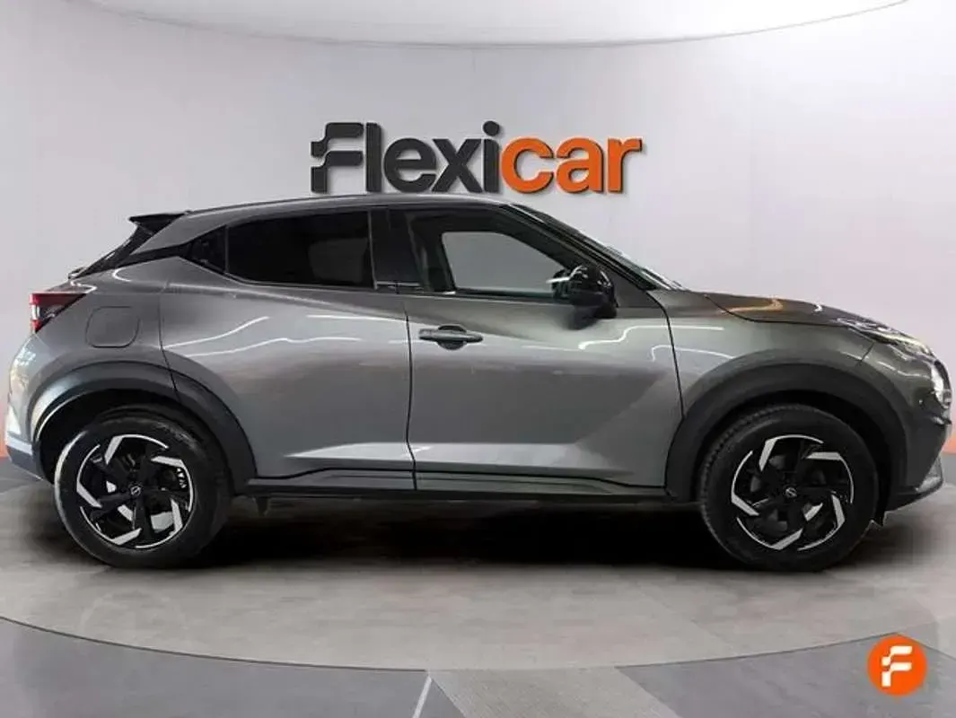 Usado Nissan Juke N-Connecta 114 CV (83 kW) 2024 Gris SUV