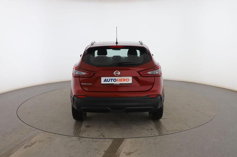 Usado Nissan Qashqai Style Edition 140 CV (102 kW) 2020 Rojo SUV