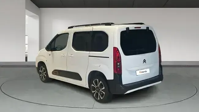 Usado Citroën Berlingo Shine 102 CV (75 kW) 2020 Blanco Monovolumen