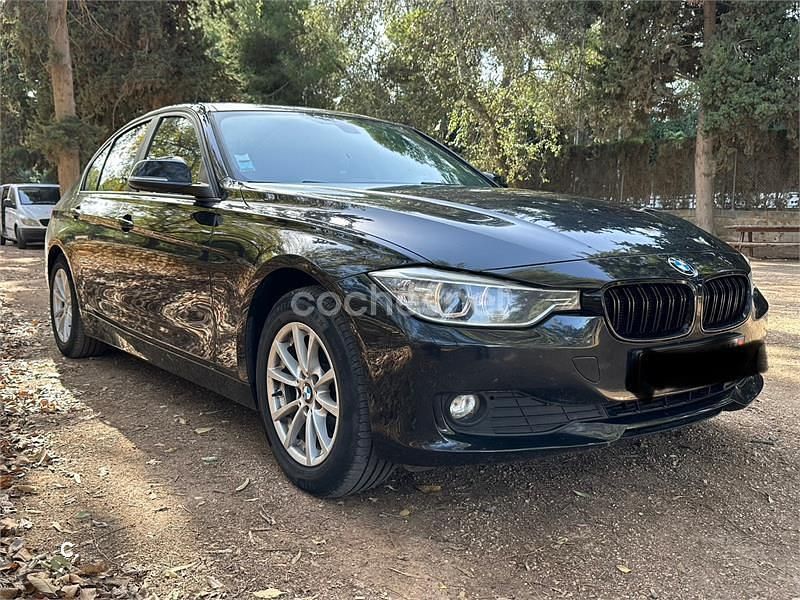 Usado BMW 318 143 CV (105 kW) 2012 Negro Berlina
