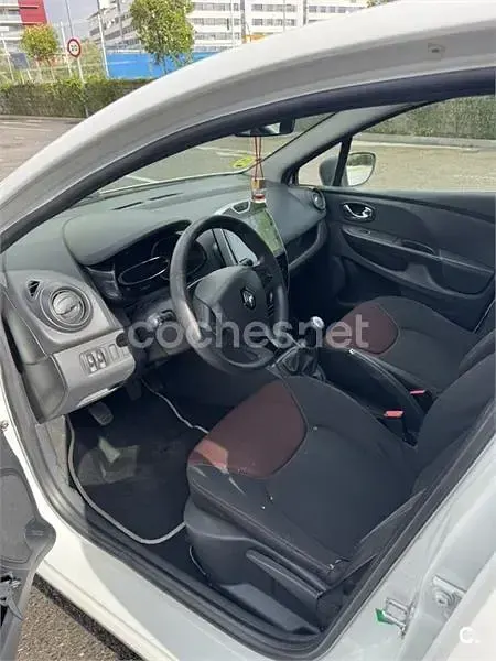 Usado Renault Clio IV Business 75 CV (55 kW) 2015 Blanco Berlina