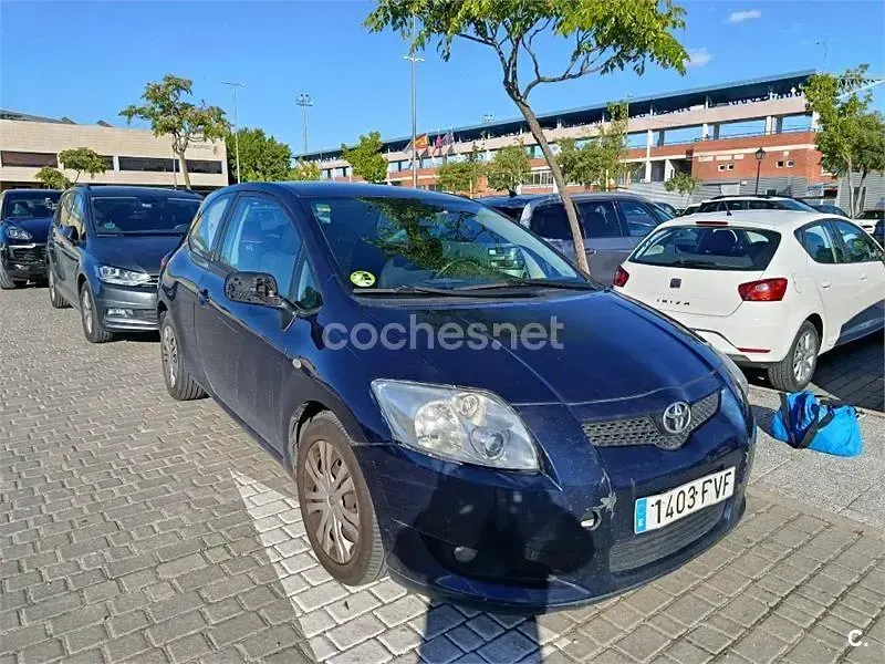 Usado Toyota Auris Luna 126 CV (92 kW) 2007 Azul Utilitario