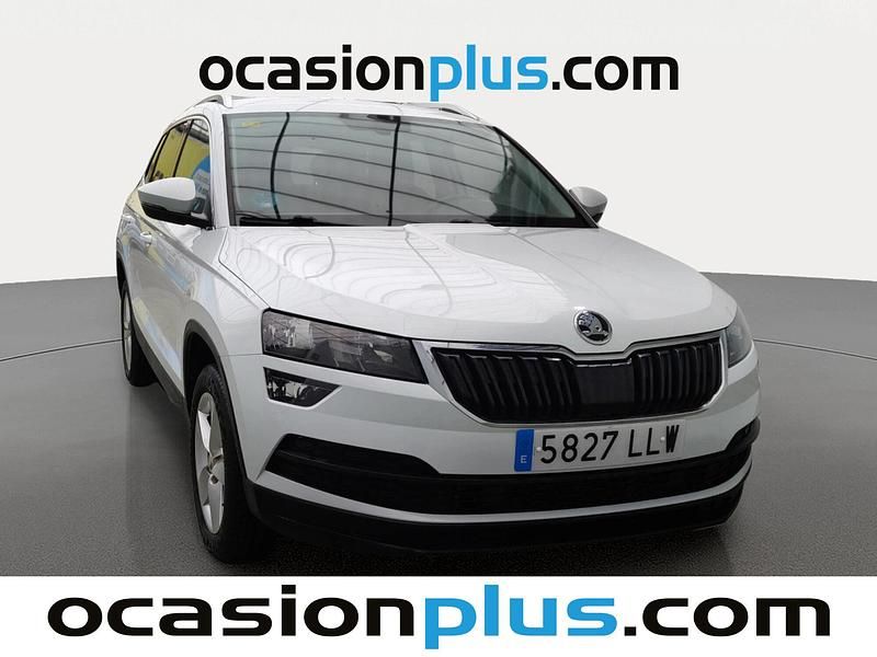 Usado Skoda Karoq Ambition 150 CV (110 kW) 2020 Blanco SUV