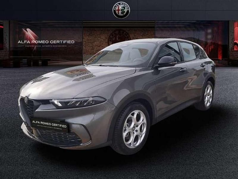 Gris Usado 2023 Alfa Romeo Tonale Sprint SUV | 26.490 € (Un poco caro) - Imagen 1/4