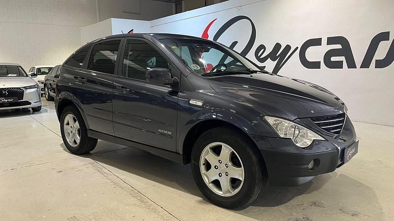 Gris Usado 2009 Ssangyong (KGM) Actyon Limited SUV | 9990 € - Imagen 1/4