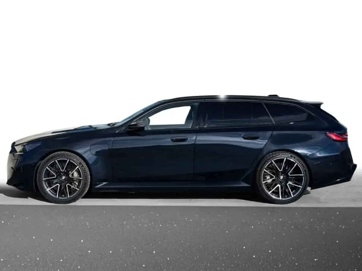 Usado BMW M5 Comfort Edition 727 CV (534 kW) 2025 Negro Familiar