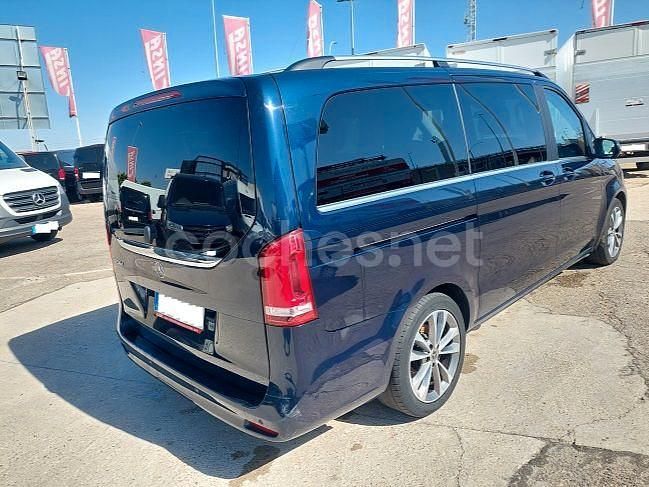 Usado Mercedes V250 Avantgarde 190 CV (139 kW) 2022 Azul Monovolumen
