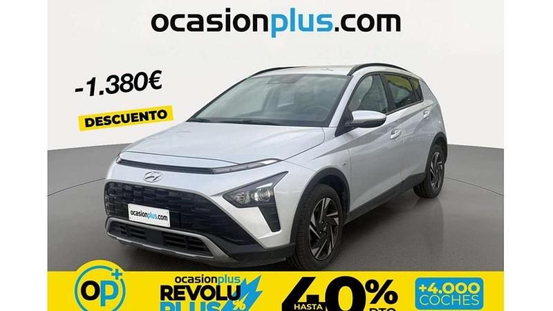 Usado Hyundai Bayon 101 CV (74 kW) 2022 Gris SUV
