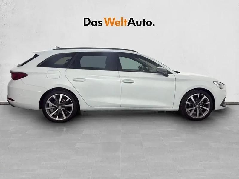 Begagnad Seat Leon FR 150 HK (110 kW) 2025 Vit Kombi