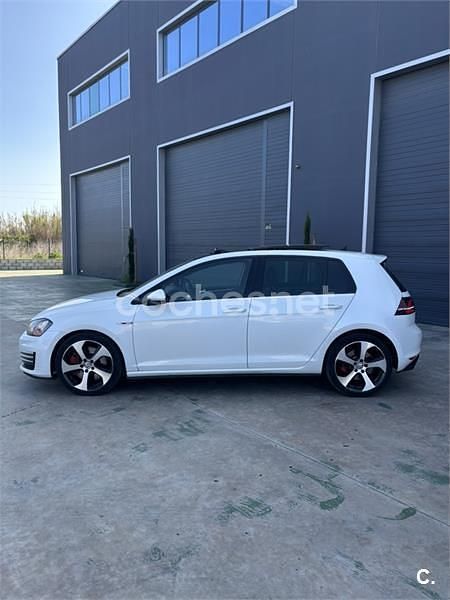 Usado VW Golf VII GTI 230 CV (169 kW) 2014 Blanco Berlina