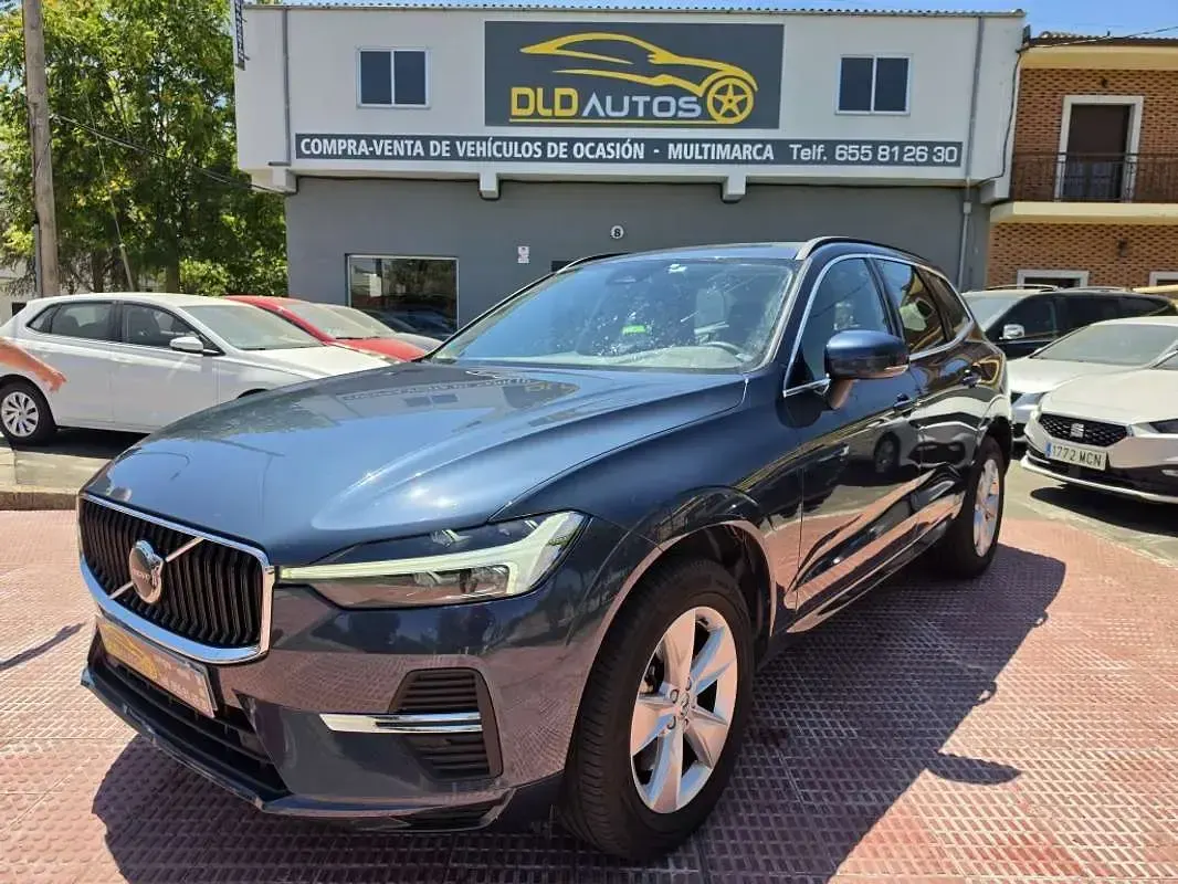 Usado Volvo XC60 Core 197 CV (144 kW) 2024 Gris SUV