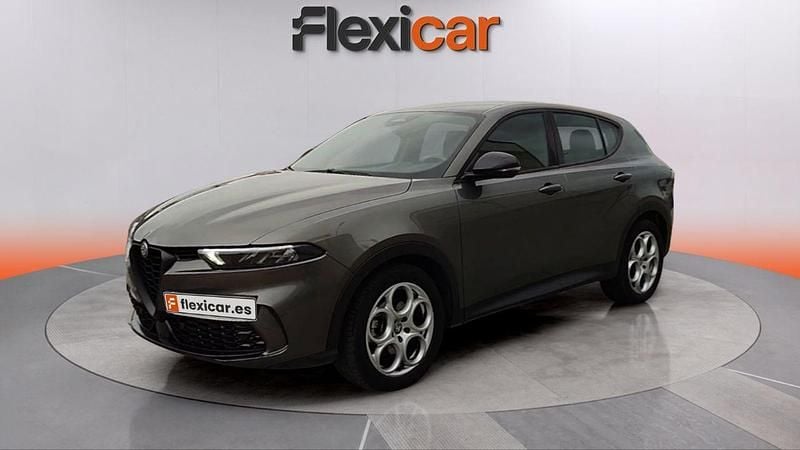 Usado Alfa Romeo Tonale Sprint 131 CV (96 kW) 2023 Gris SUV