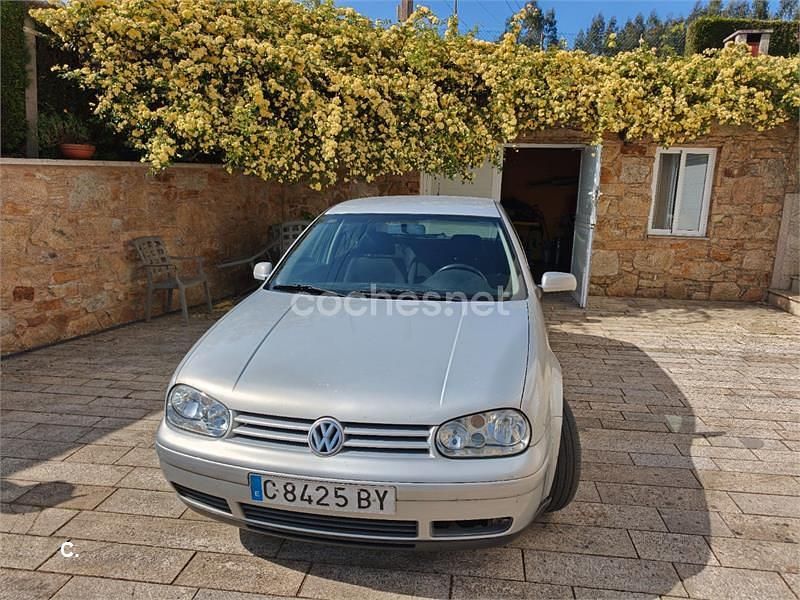 Usado VW Golf III Highline 100 CV (73 kW) 1998 Gris / plata Berlina