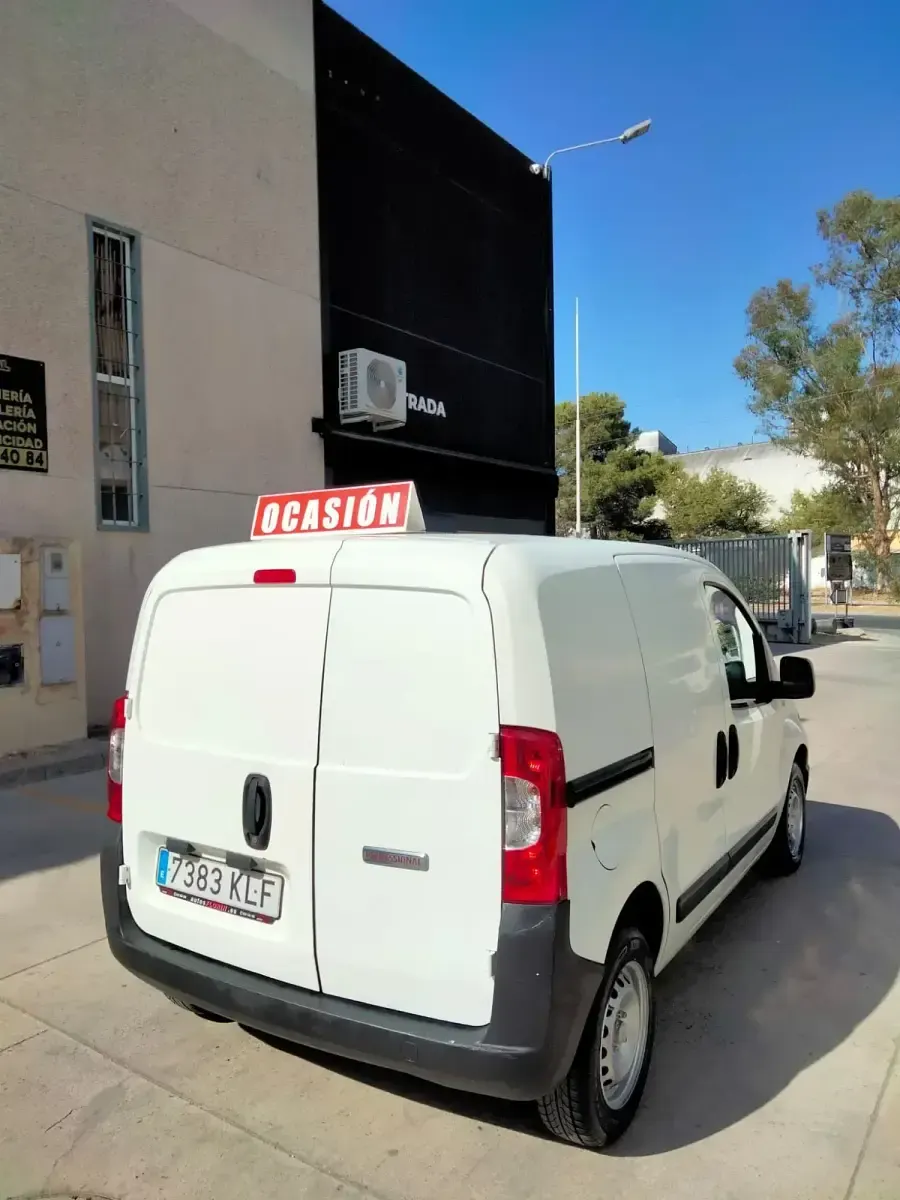 Usado Fiat Fiorino 80 CV (58 kW) 2018 Blanco Monovolumen