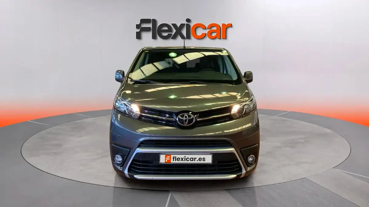 Usado Toyota Proace Verso 116 CV (85 kW) 2018 Gris Familiar
