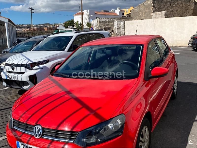 Rojo Usado 2015 VW Polo Advance Berlina | 8500 € (Precio justo) - Imagen 1/4