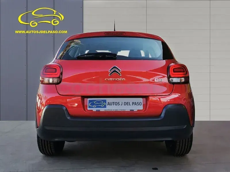 Usado Citroën C3 Feel 83 CV (61 kW) 2022 Granate Utilitario