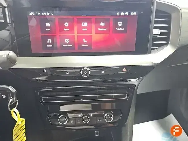 Usado Opel Mokka 136 CV (100 kW) 2025 Azul SUV