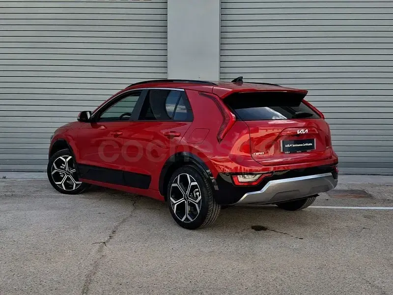 Usado Kia Niro 129 CV (94 kW) 2025 Rojo SUV