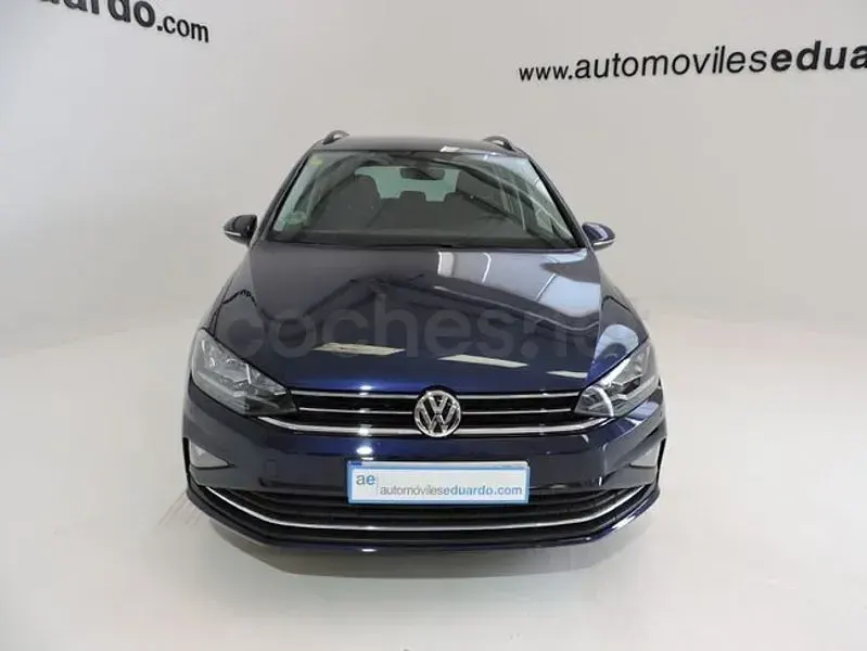Usado VW Golf Sportsvan Advance 110 CV (80 kW) 2018 Azul Monovolumen