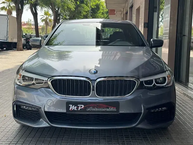 Usado BMW 530 Comfort Edition 265 CV (194 kW) 2020 Gris / plata Berlina