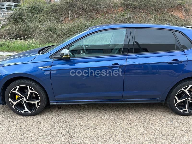 Usado VW Polo Sportline 115 CV (84 kW) 2018 Azul Utilitario