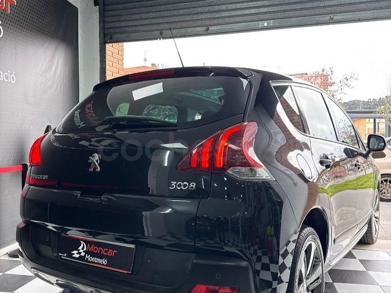 Usado Peugeot 3008 Allure 115 CV (84 kW) 2014 Negro Familiar