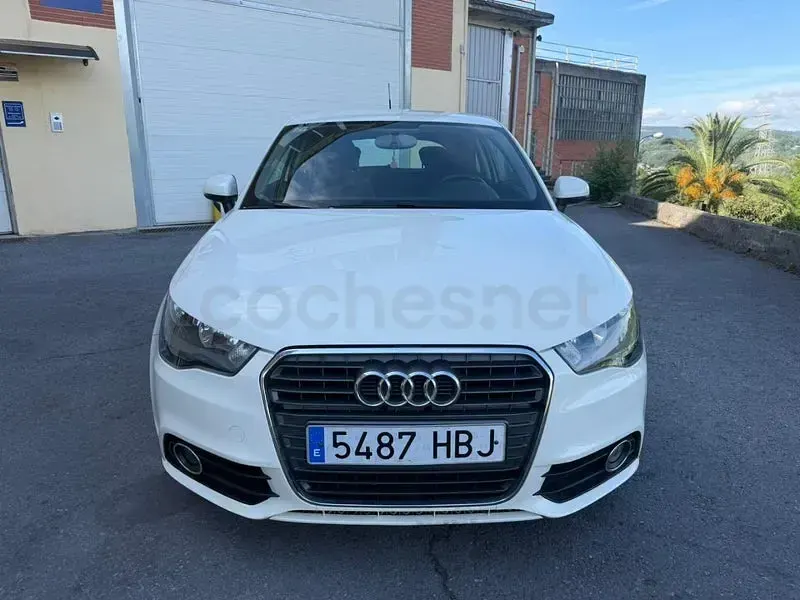 Usado Audi A1 Ambition 86 CV (63 kW) 2011 Blanco Utilitario