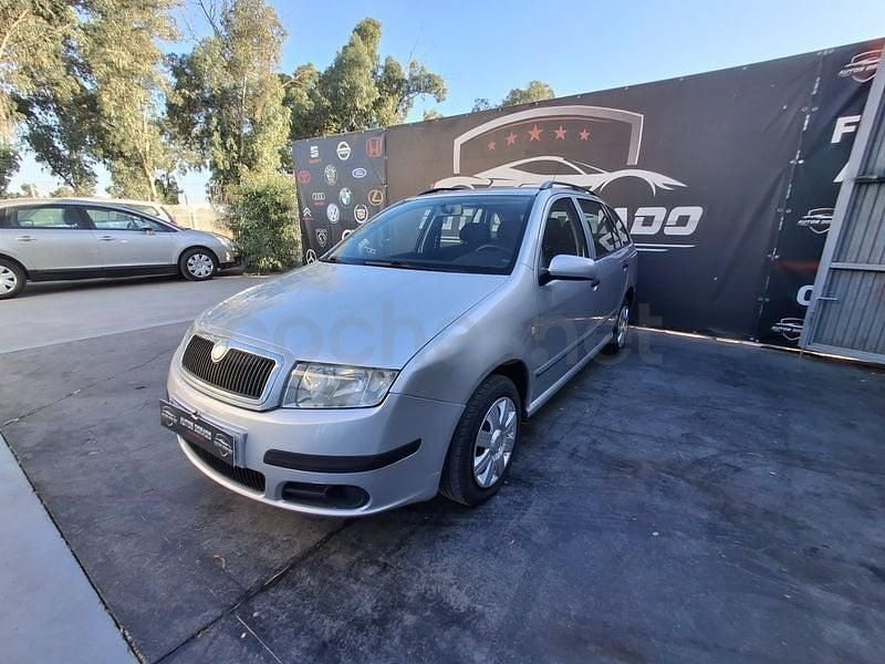 Usado Skoda Fabia 70 CV (51 kW) 2007 Gris / plata Familiar