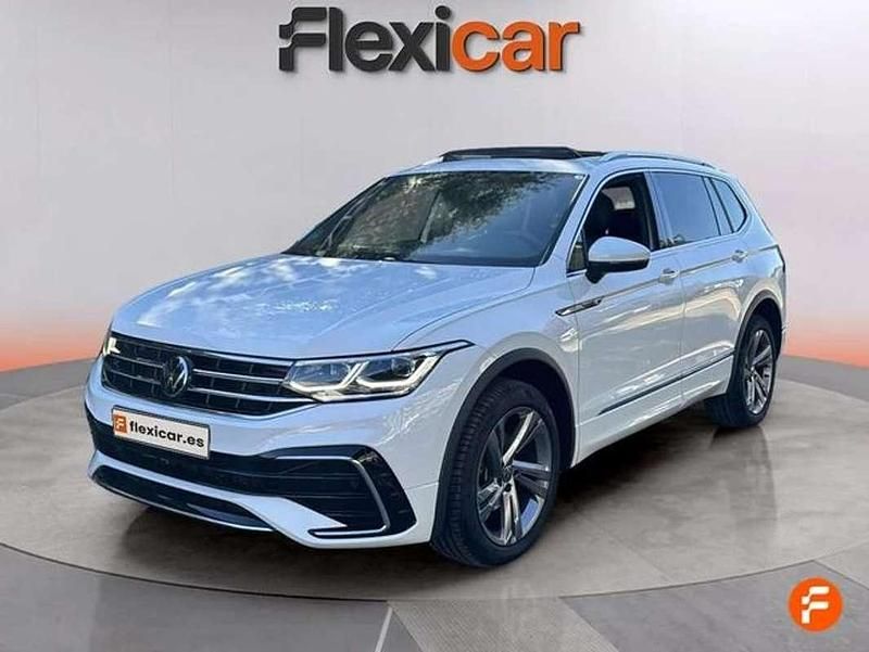 Usado VW Tiguan Allspace R-line 150 CV (110 kW) 2024 Blanco SUV