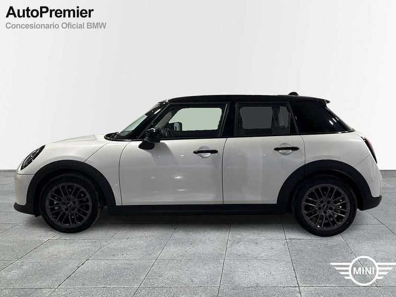 Usado Mini Cooper Essential 114 kW (156 CV) 2025 Blanco Utilitario