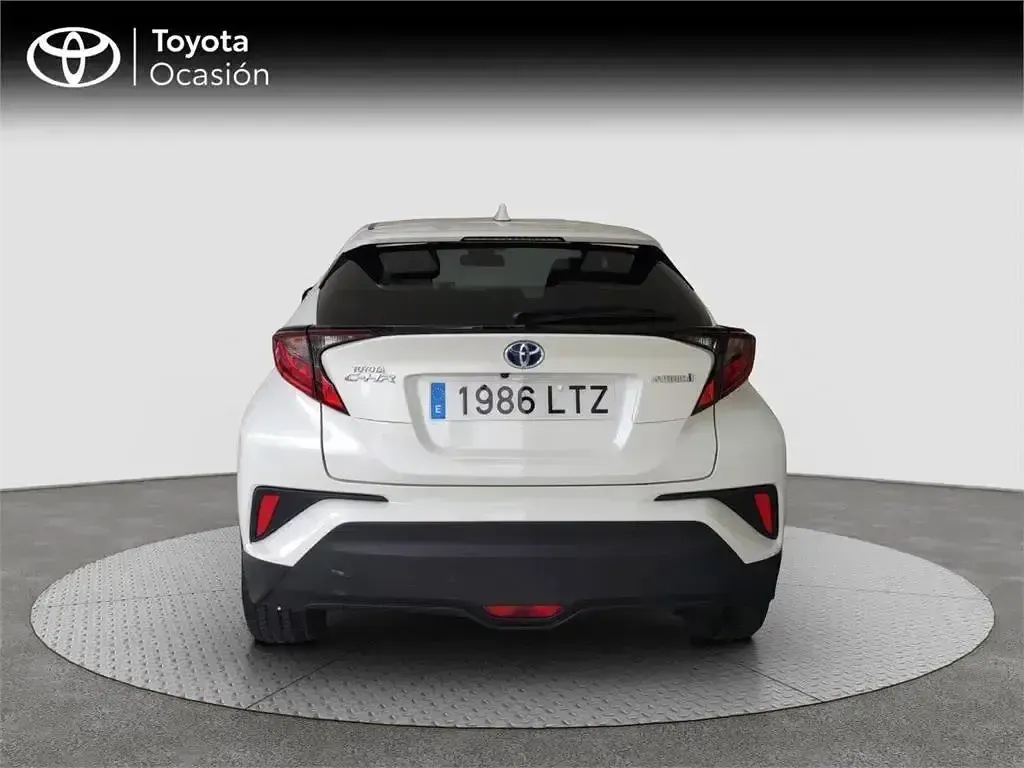 Usado Toyota C-HR Advance 122 CV (89 kW) 2021 Blanco SUV