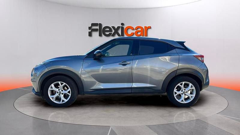 Usado Nissan Juke Acenta 114 CV (83 kW) 2021 Gris SUV