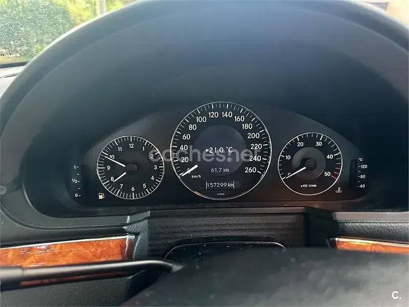 Usado Mercedes E280 Elegance 190 CV (139 kW) 2007 Negro Berlina