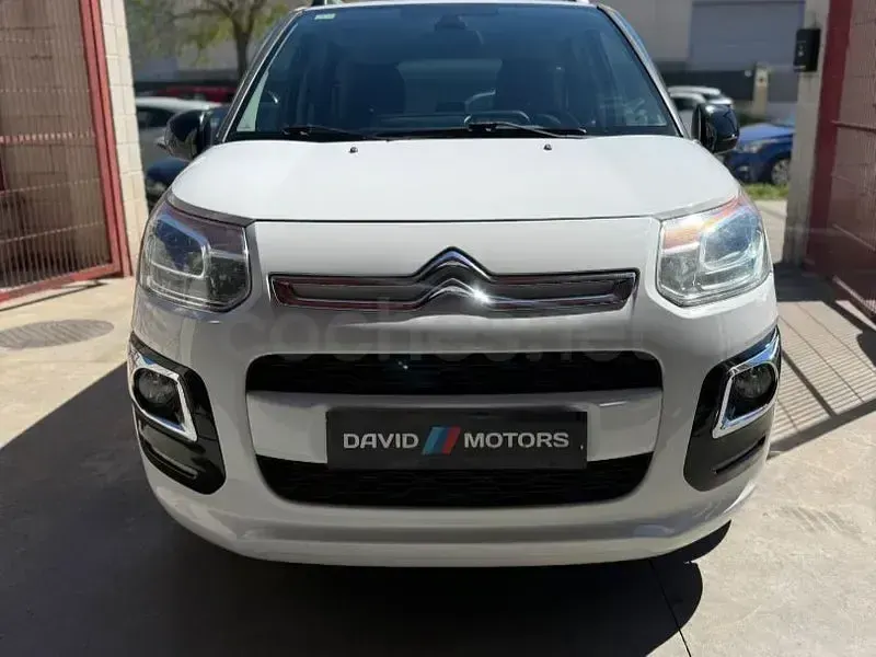 Usado Citroën C3 Picasso Feel 99 CV (72 kW) 2016 Blanco Monovolumen