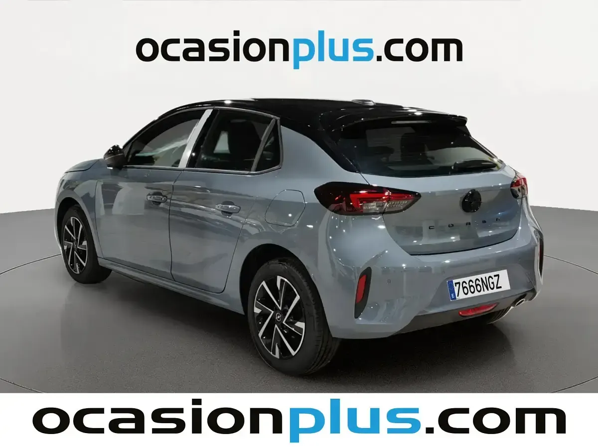 Nuevo Opel Corsa 100 CV (73 kW) 2025 Gris Utilitario